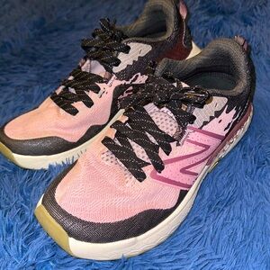 New Balance Fresh Foam X Hierro v8 - Women 9.0